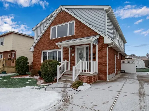 33 Rosemead Ln, Buffalo, NY 14227