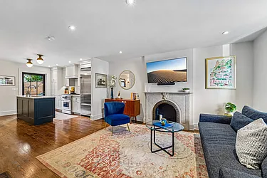 232 1/2 4th Street