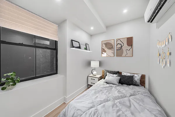 Rented by Vector New York, LLC | media 35