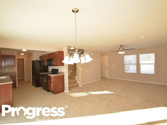 5th image of 3307 Hapsburg Way