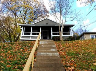 1212 Woods Rd, Syracuse, NY 13209