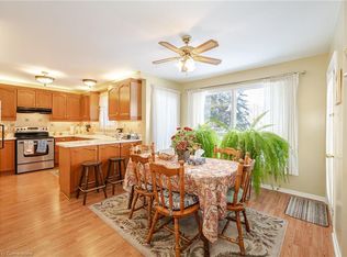 4408 Beacon Ln, Mississauga, ON L5C4J7