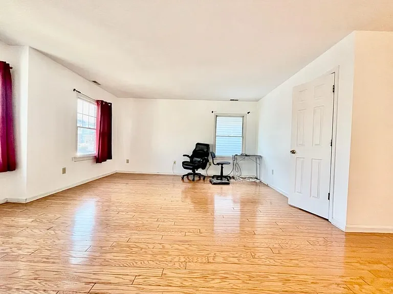 289 Seaview Ave #2 — Photo 7