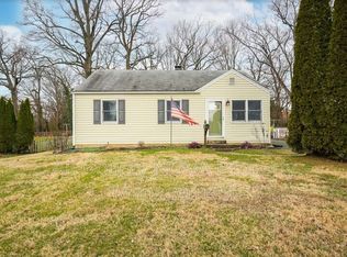 1816 Anderson Rd, Falls Church, VA 22043