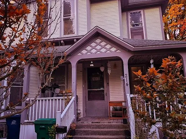 214 N O'Keefe St, Cassopolis, MI 49031