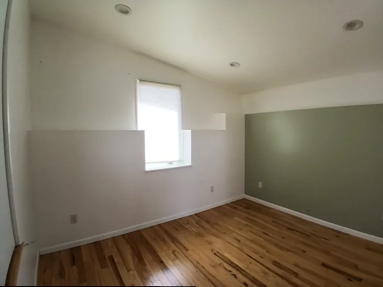 1 Hemstreet Ave — Photo 30