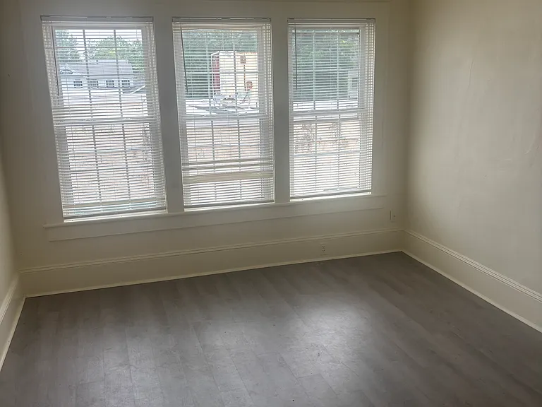 809 W Washington St #5 — Photo 5