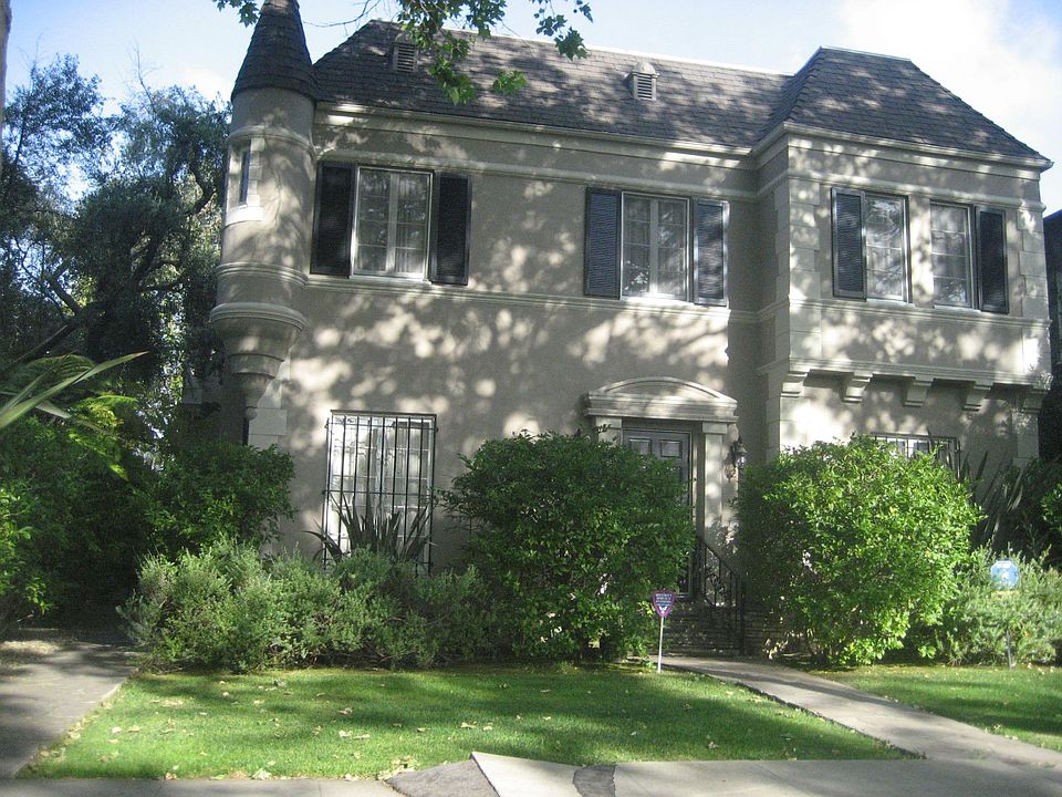 2nd image of 1241 S Crescent Heights Blvd