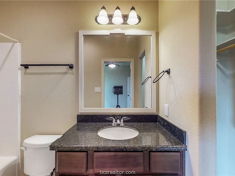 111 Southland St — Photo 22