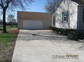4th image of 1380 Miland St