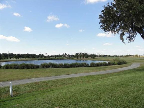 3rd image of 227 Golf Vista Dr