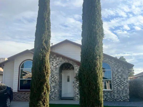 12236 Tierra Alamo Dr, El Paso, TX 79938