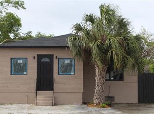 107 Pembroke Rd, Hallandale, FL 33009