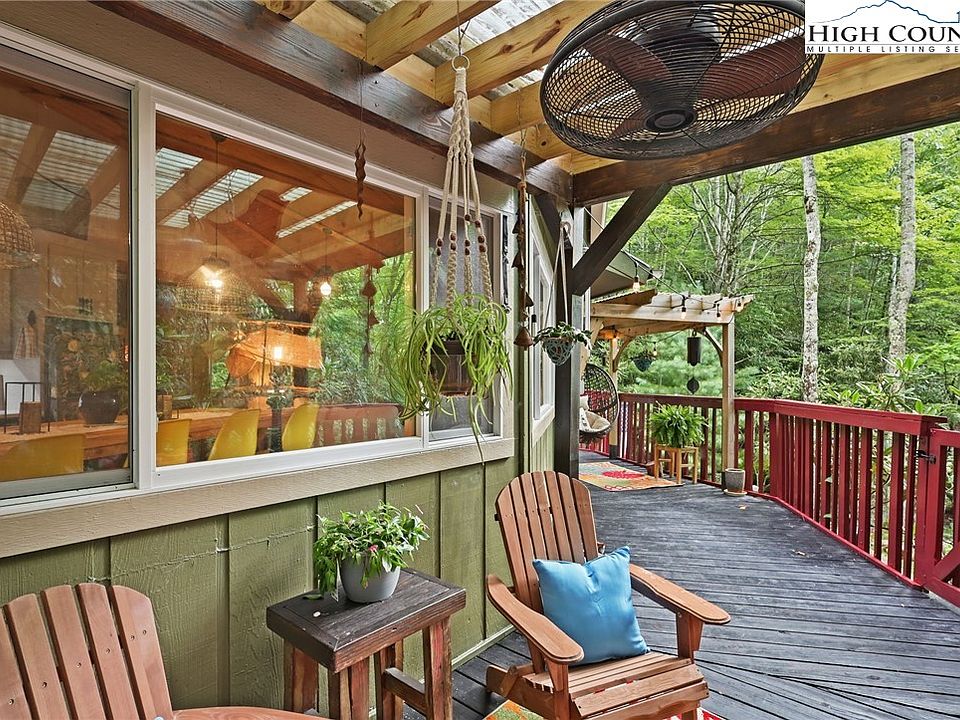 138 Rhododendron Drive, Beech Mountain, NC 28604 Zillow