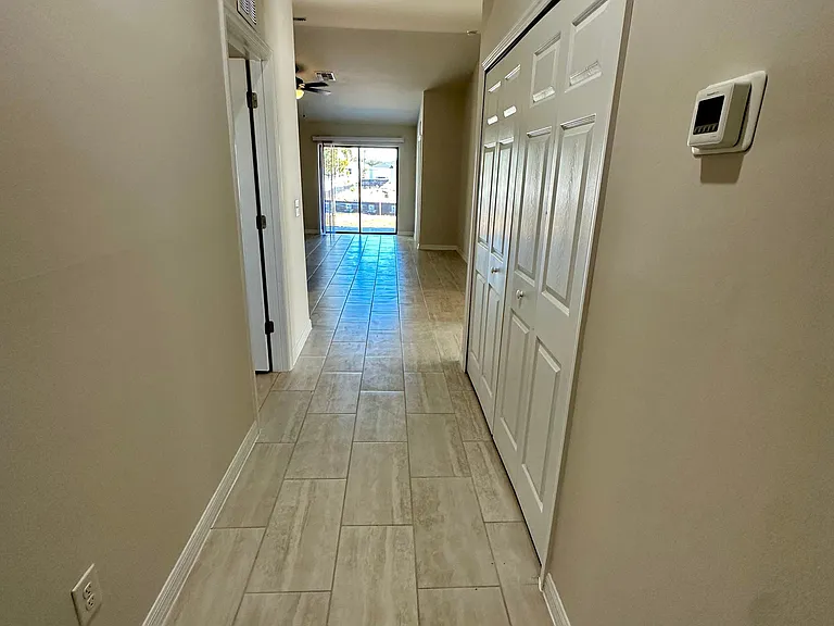 3819 SW 9th Ave #3819 — Photo 22