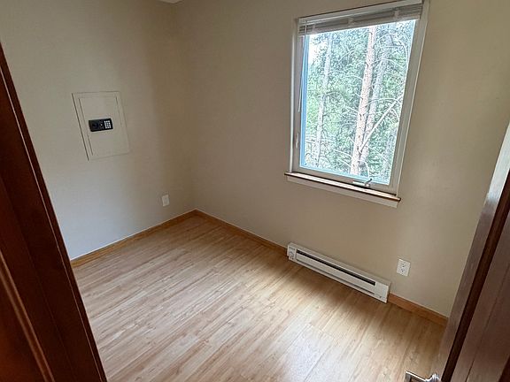 3rd image of 1086 Broken Lance Dr Unit E-1