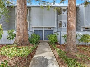 832 Bay St, Mountain View, CA 94041
