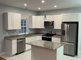 (Undisclosed Address), Providence, RI 02907