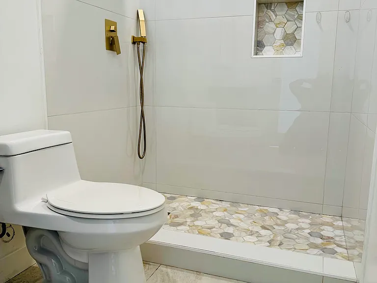 617 Avenida Vaquero — Photo 8