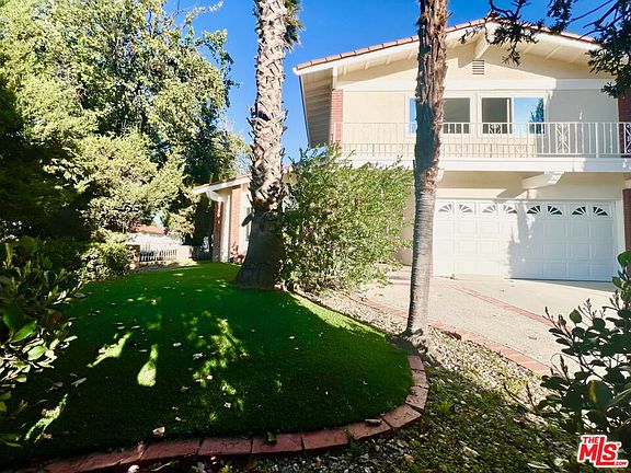 3rd image of 8576 Kelvin Ave