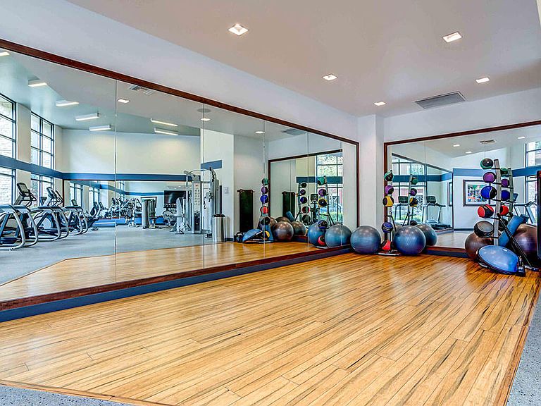 Franklin 299 Apartment Rentals with Virtual tours