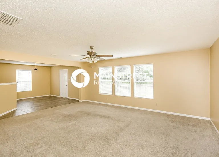 1638 Blue Grass Pkwy — Photo 5