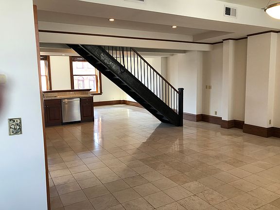 3rd image of 1280 Market St APT 301