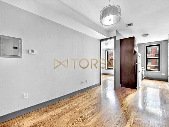 5th image of 184 Rockaway Ave #2D