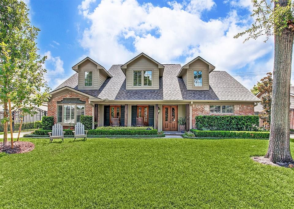 1st image of 2415 Briarmead Dr