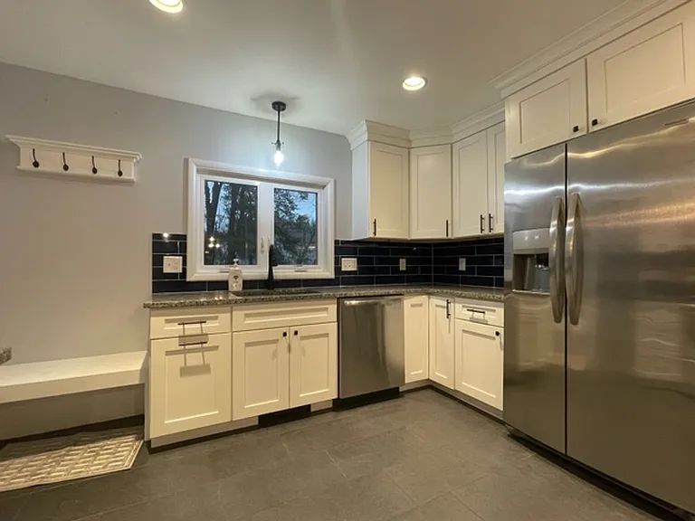 138 Pine Grove Dr — Photo 6