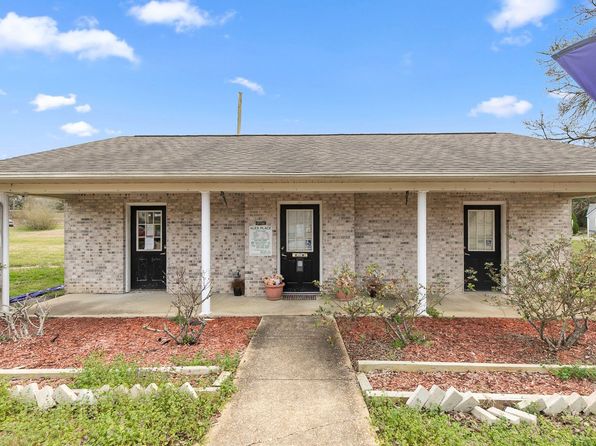 100 Alex Pl #8097e9328