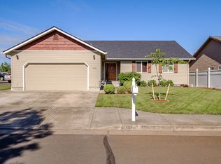 1850 NW Whitmore Dr, Albany, OR 97321