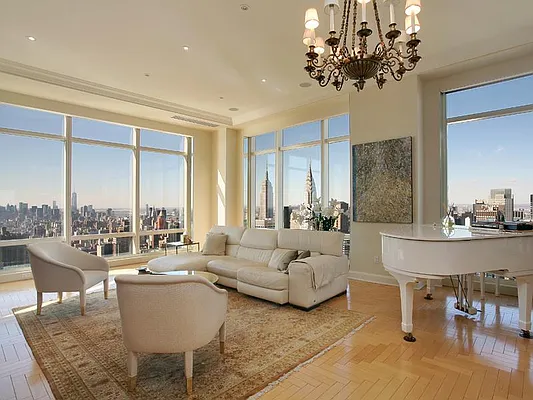 Rented by Trump International Realty | media 85