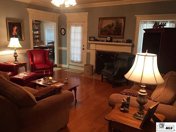 4th image of 109 Towering Oaks Cir