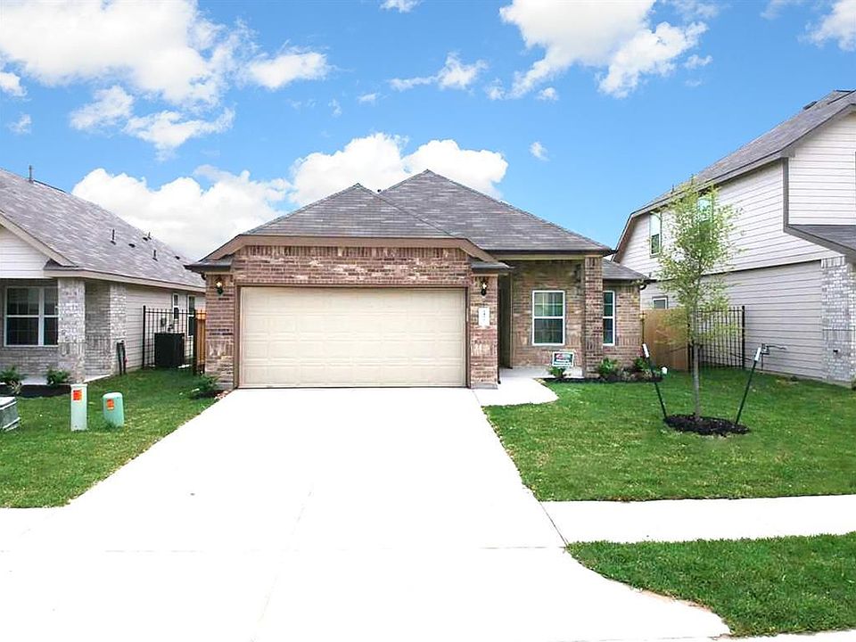 1st image of 24827 Adami Veduta Ct