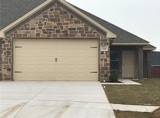 310 Amethyst Ct, Granbury, TX 76049