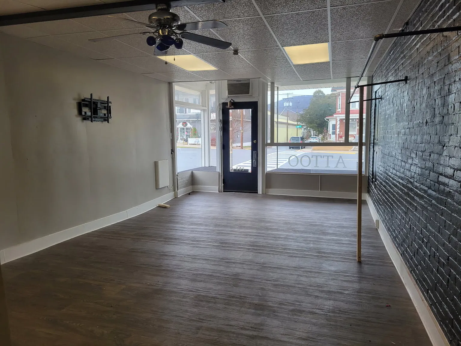 202 State St — Photo 3