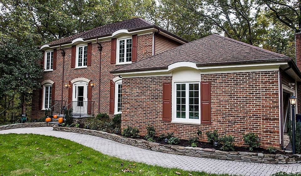 1st image of 10851 Meadow Pond Ln