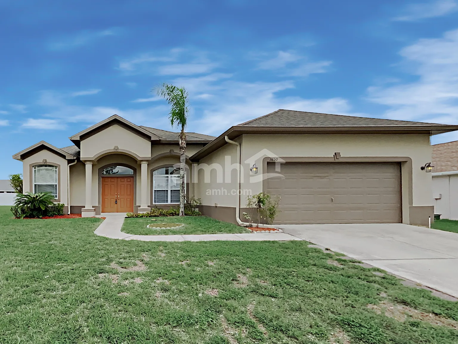3 bed, 2.0 bath, 1662 sqft, $2,420 — Photo 1