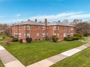 Detroit Luxury Living Apartments, Detroit, MI 48228
