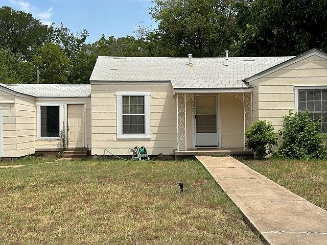 1st image of 4521 Martha Ln