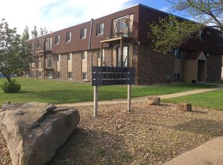1814 Prairie Ave APT 14, Dickinson, ND 58601