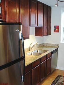 5th image of 533 Clara Ave APT 1C