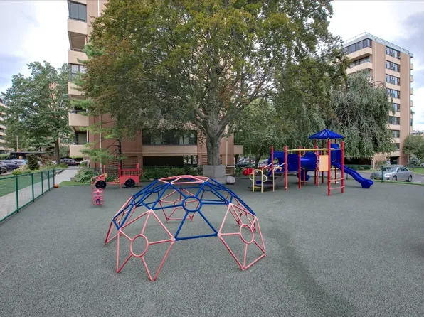 162-40 Ninth Avenue image 28 of 28