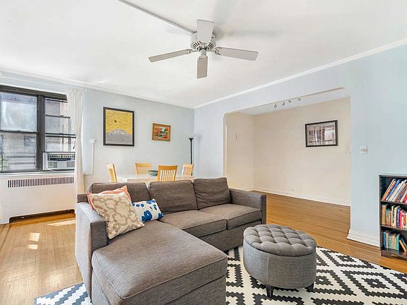 2nd image of 736 W 186th St APT 5A