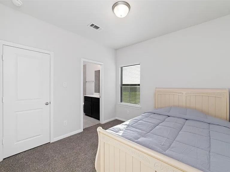 720 Lake Lacosta Dr — Photo 28