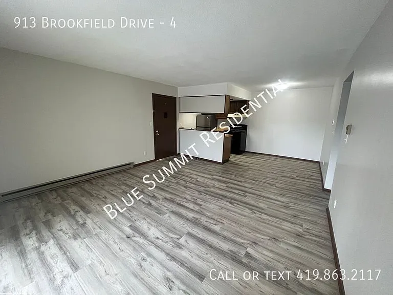 913 Brookfield Dr #4 — Photo 12