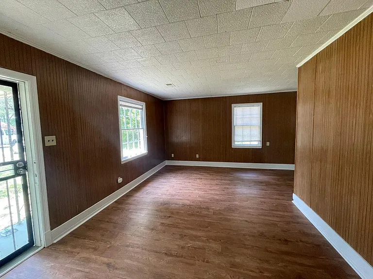 420 Hodges St — Photo 5