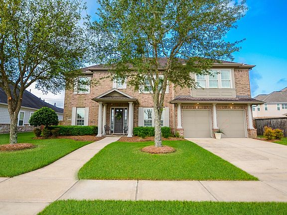 2nd image of 26235 Wooded Hollow Ln