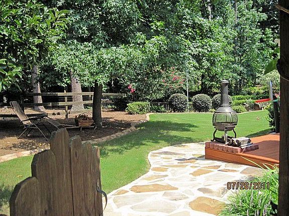 4th image of 2054 Woodside Park Dr